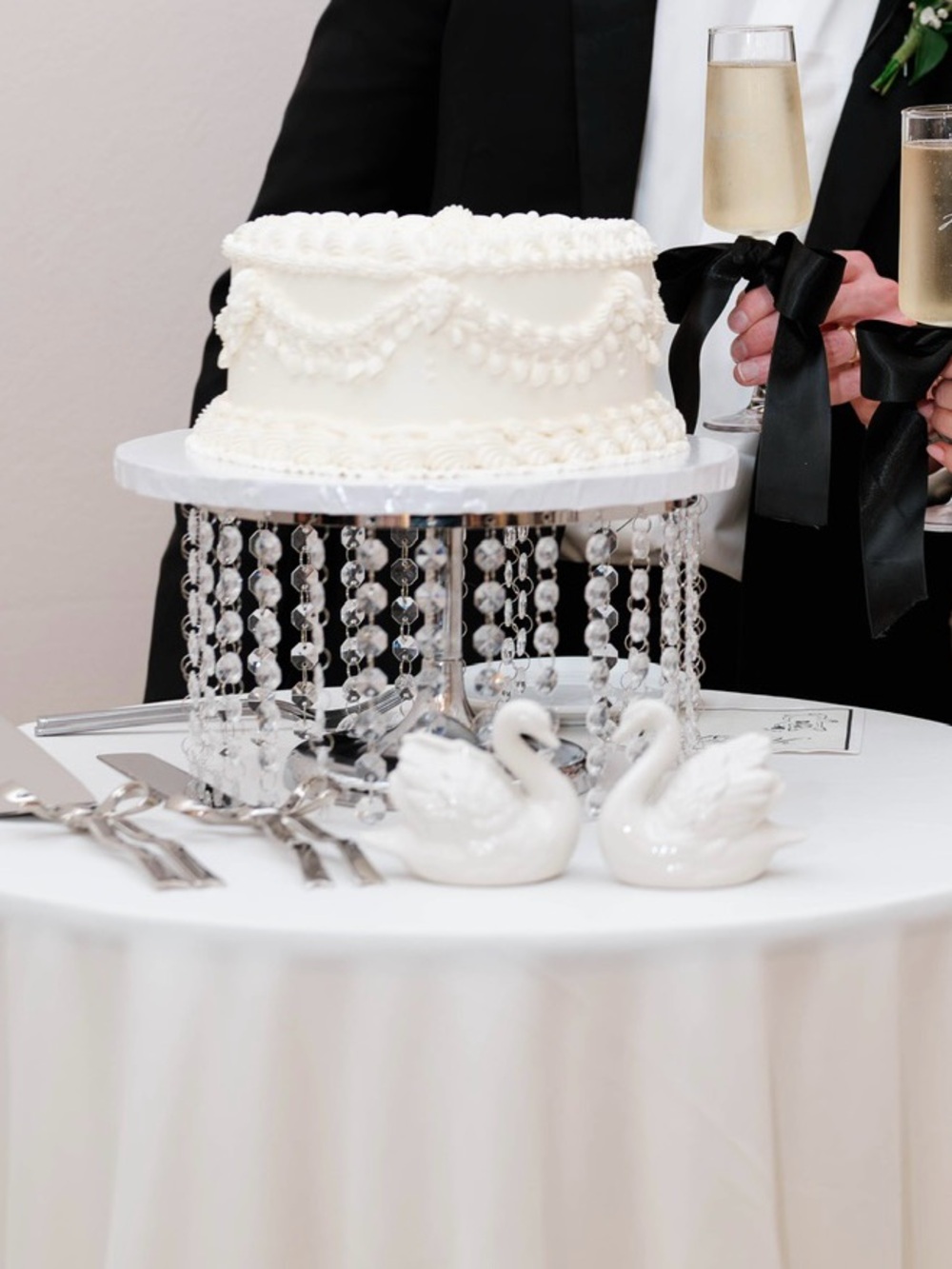 Silver Crystal Beaded Cake Stand - Elegant Wedding Display